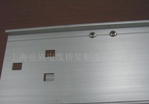 鍍鋅金屬橋架經(jīng)歷過(guò)加工后的處理