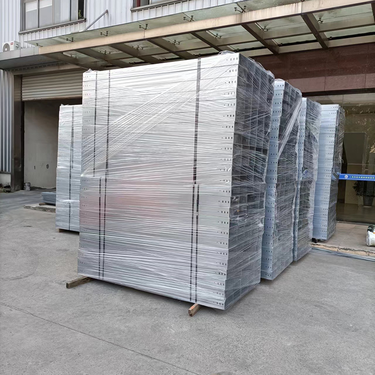 對(duì)鋁合金槽式橋架的密封設(shè)計(jì)